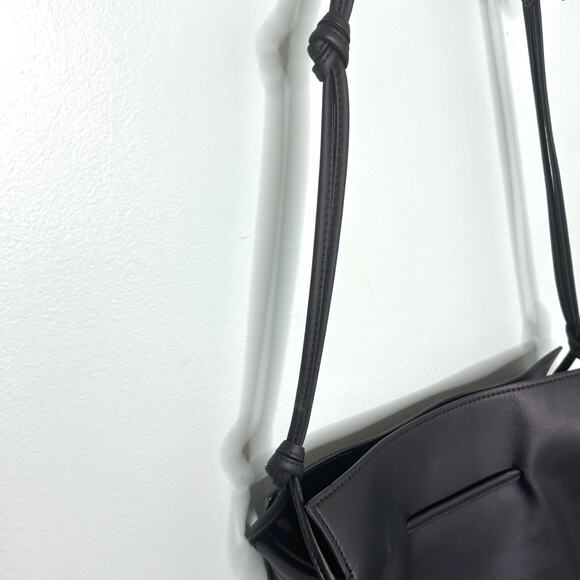 Von Holzhausen Shopper Crossbody Tote Technik Leather Black Small - Picture 13 of 14